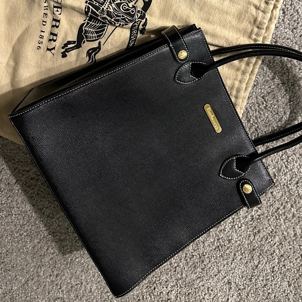 Classic Burberry Tote